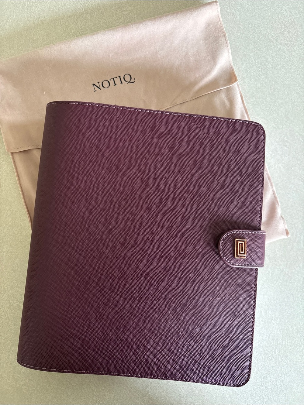 Notiq HP Classic 9 Disc - Discbound Folio Desk Agenda Cover - Mulberry Saffiano - Picture 11 of 11